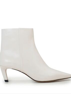 Vince Camuto Quinley Bootie - Coconut Cream - 9M - NWT!